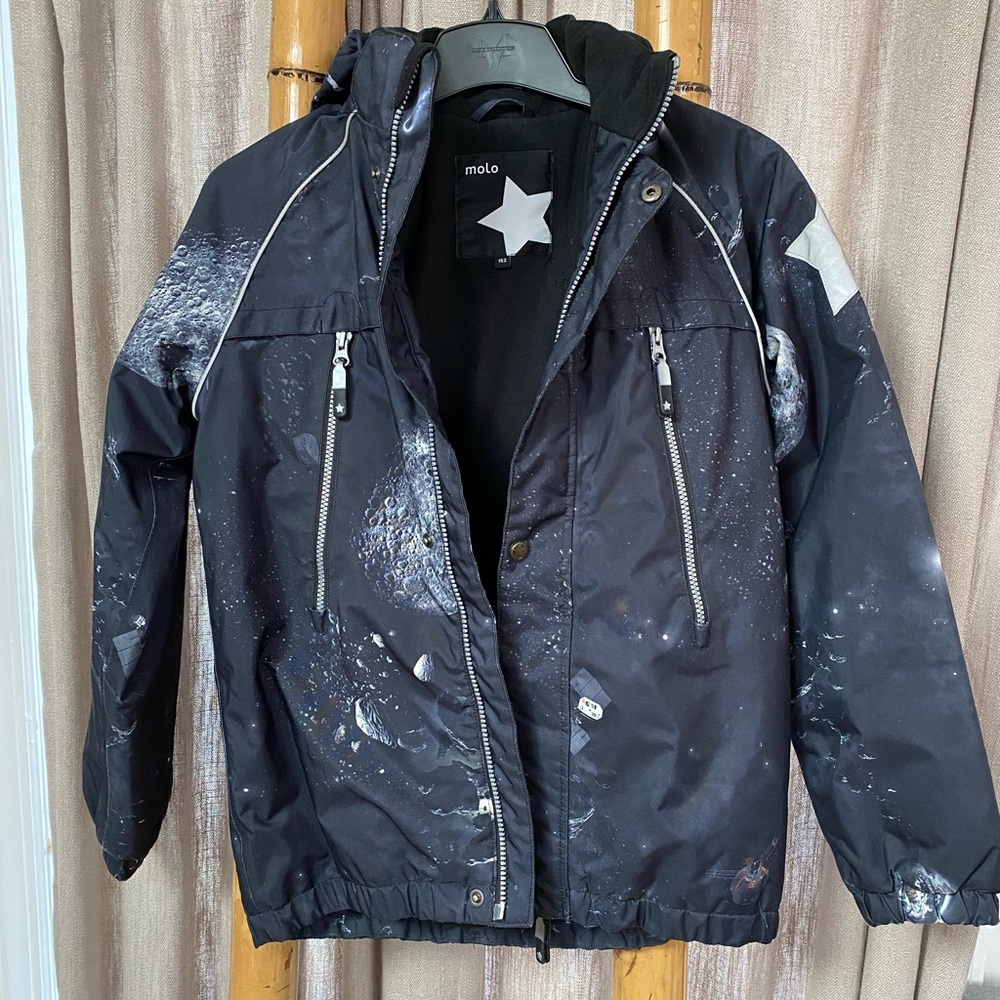 Molo (ski) jacket with all over moon print.